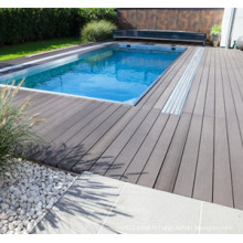 Decking composé de haute densité WPC pour le parc public 135 * 25